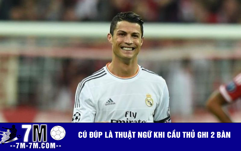 Cú đúp là thuật ngữ khi cầu thủ ghi 2 bàn Cú đúp là thuật ngữ khi cầu thủ ghi 2 bàn
